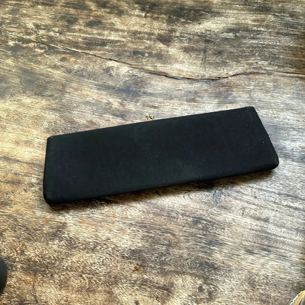 Vintage black kisslock clutch purse lined by HL USA